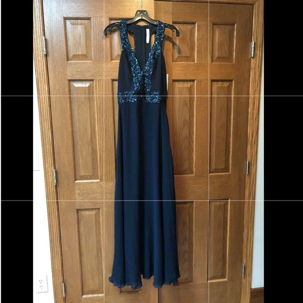 Blue sz S sequined formal gown